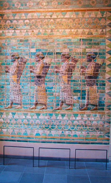 Detalle del friso de los arqueros del palacio de Darío