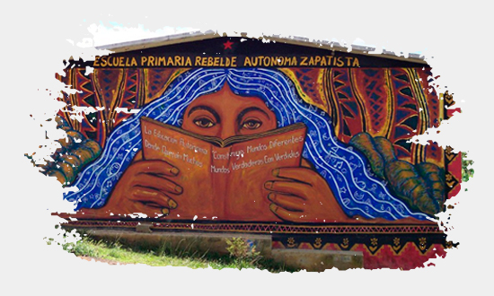 Fotografía de mural en un salón de la escuela primaria rebelde autónoma zapatista